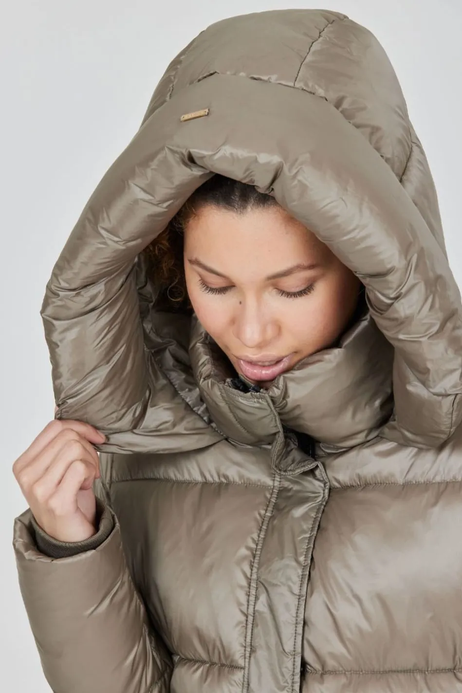 womens-elly-maxi-puffer-jacket-JYxkjDsu-5.webp Outlet Athlecia Womens Elly Maxi Puffer Jacket