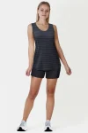 womens-equinox-vest-tee-FOlFSUIf-0.webp