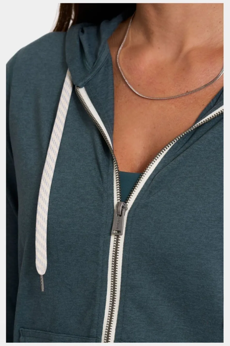 womens-halo-performance-hoodie-pIVVPAka-3.webp Online Vuori Womens Halo Performance Hoodie 2.0 Top