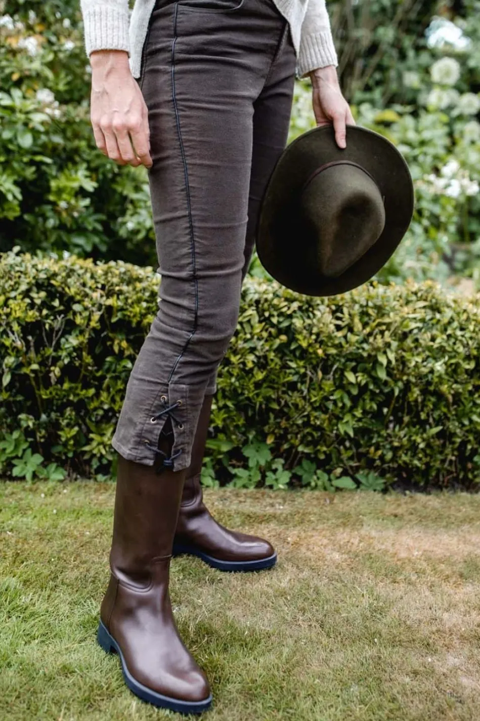 womens-lace-up-moleskin-pants-uQlAmIan-5.webp Discount Troy London Womens Lace-Up Moleskin Pants