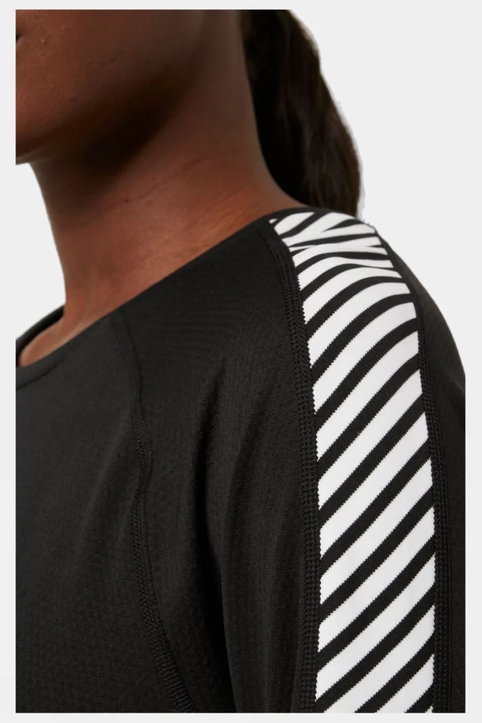 womens-lifa-active-stripe-crew-NucIbYhO-4.webp Clearance Helly Hansen Womens Lifa Active Stripe Crew Tee