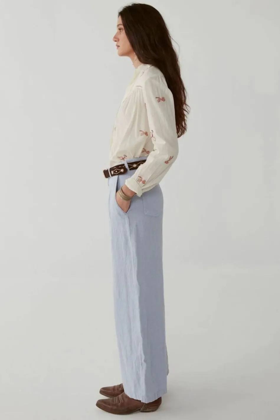 womens-marisa-linen-trousers-cEyovEGl-5.webp Outlet Maison Hotel Womens Marisa Linen Trousers
