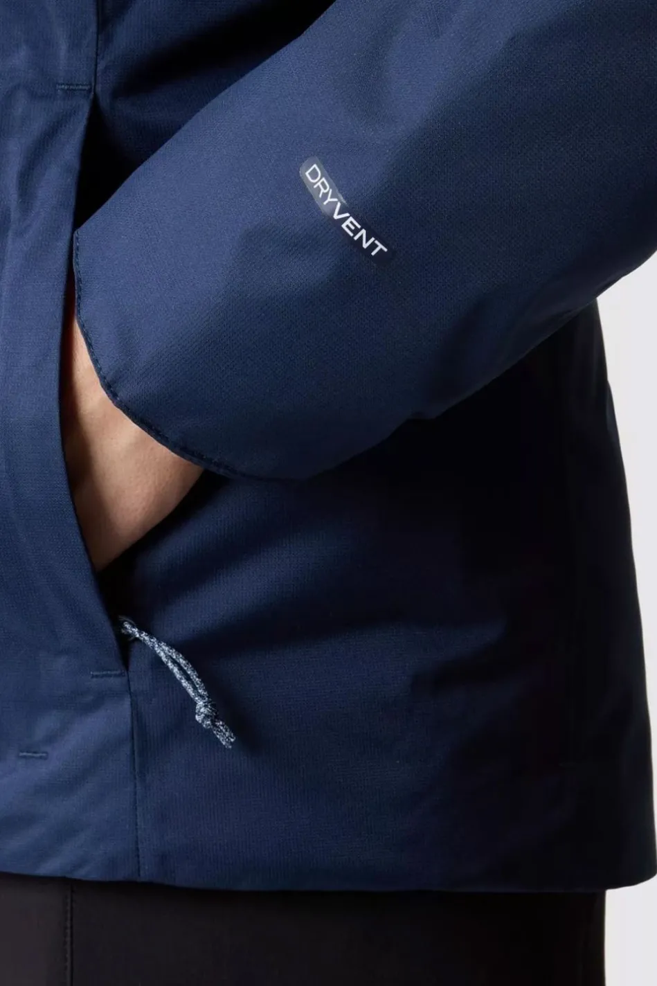 womens-quest-insulated-jacket-qnSLGaOH-8.webp New The North Face Womens Quest Insulated Jacket