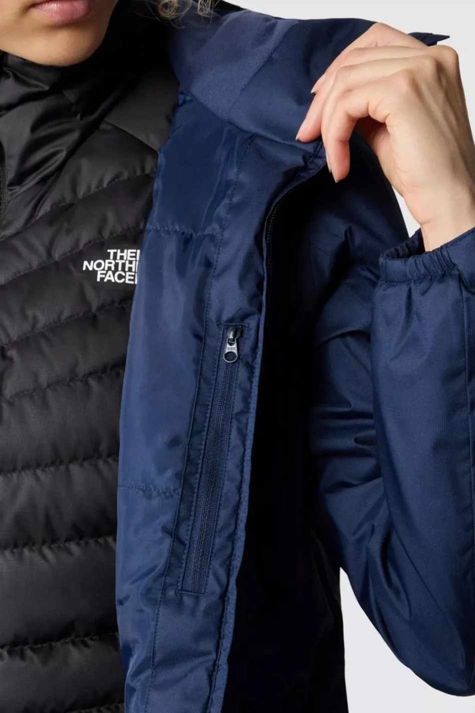 womens-quest-insulated-jacket-qnSLGaOH-9.webp New The North Face Womens Quest Insulated Jacket