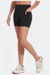 womens-studio-pocket-shorts-lwzpWFGB-0.webp