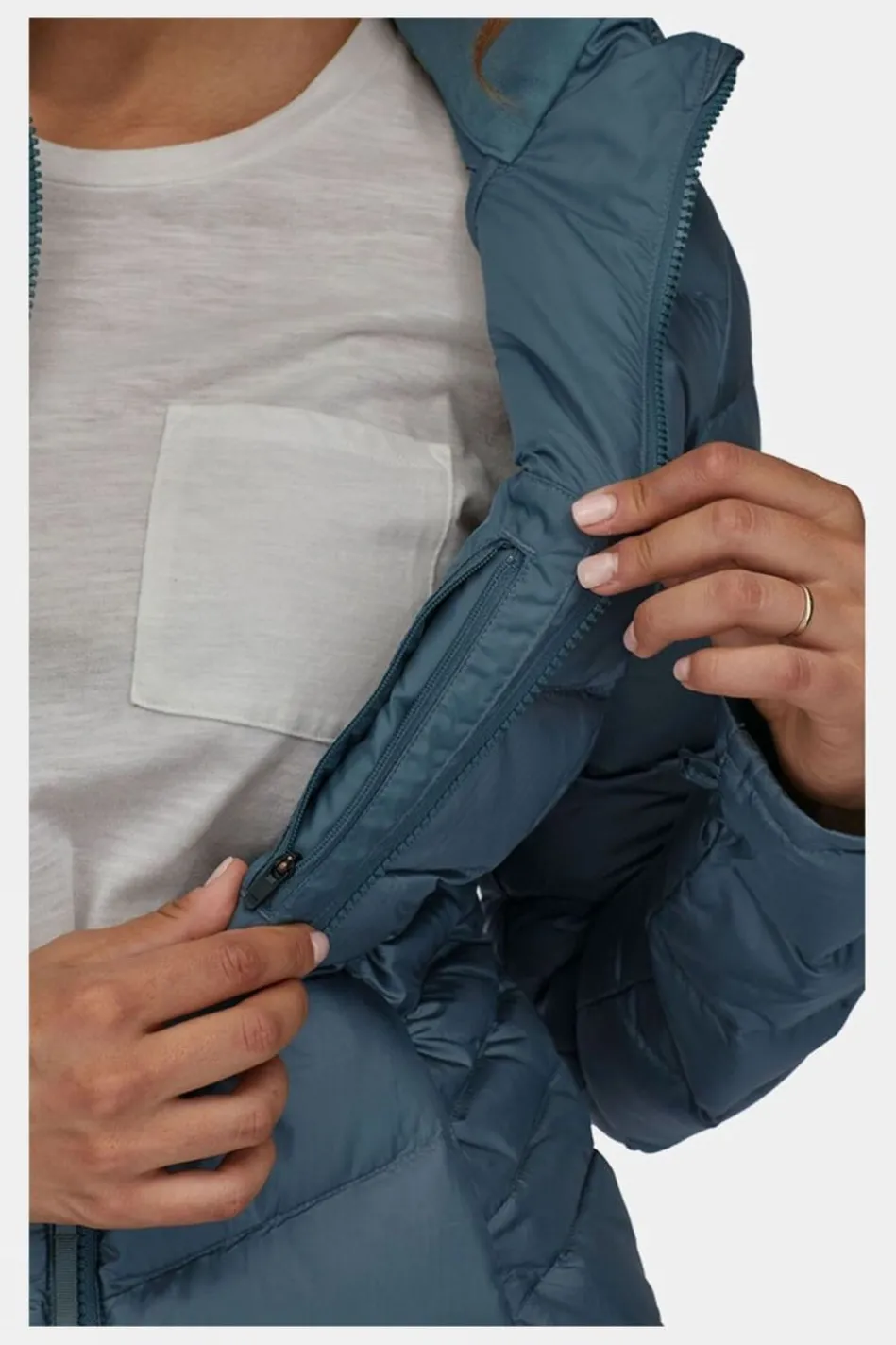 womens-tres-3-in-1-jacket-FtmLwLCT-11.webp New Patagonia Womens Tres 3-In-1 Jacket